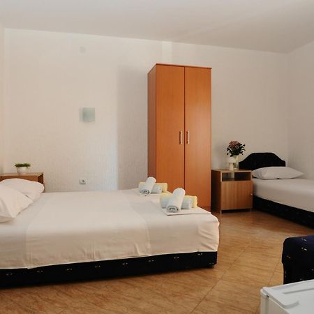Budva Inn Guest House Exterior foto