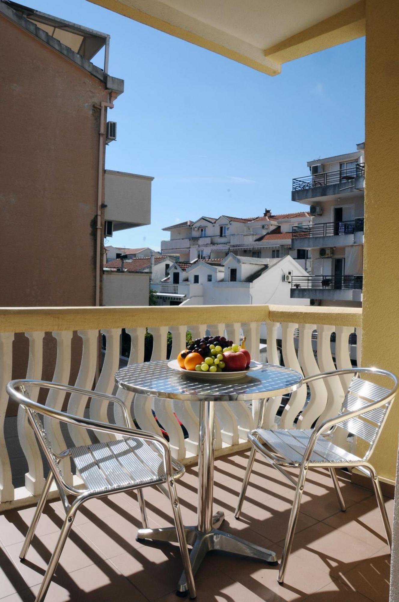 Budva Inn Guest House Exterior foto