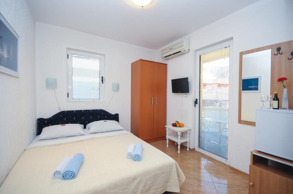 Budva Inn Guest House Zimmer foto