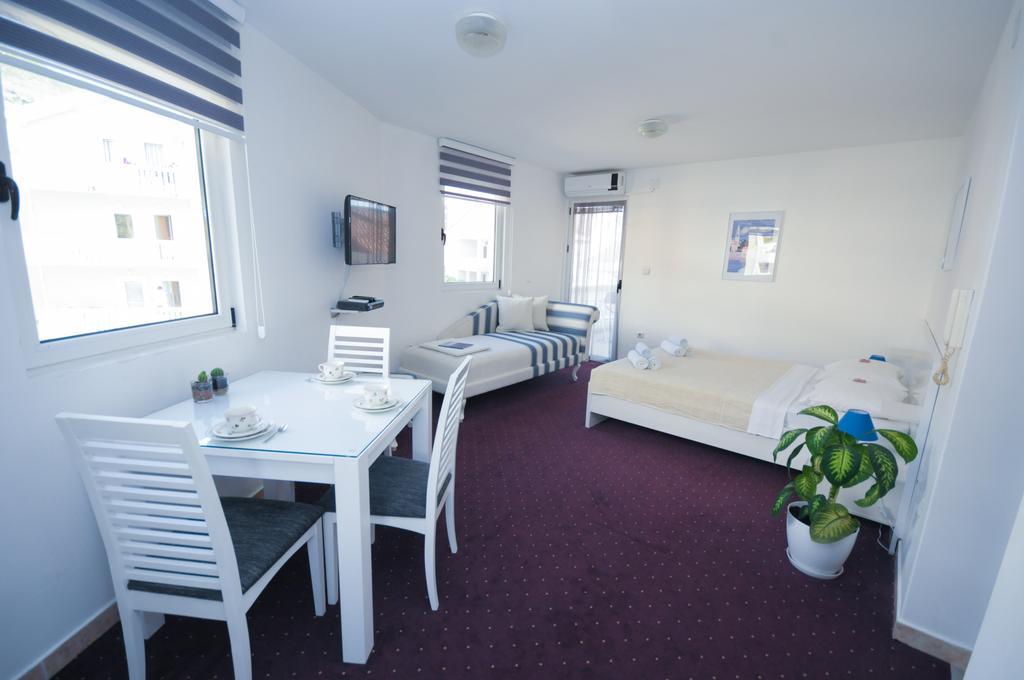 Budva Inn Guest House Zimmer foto